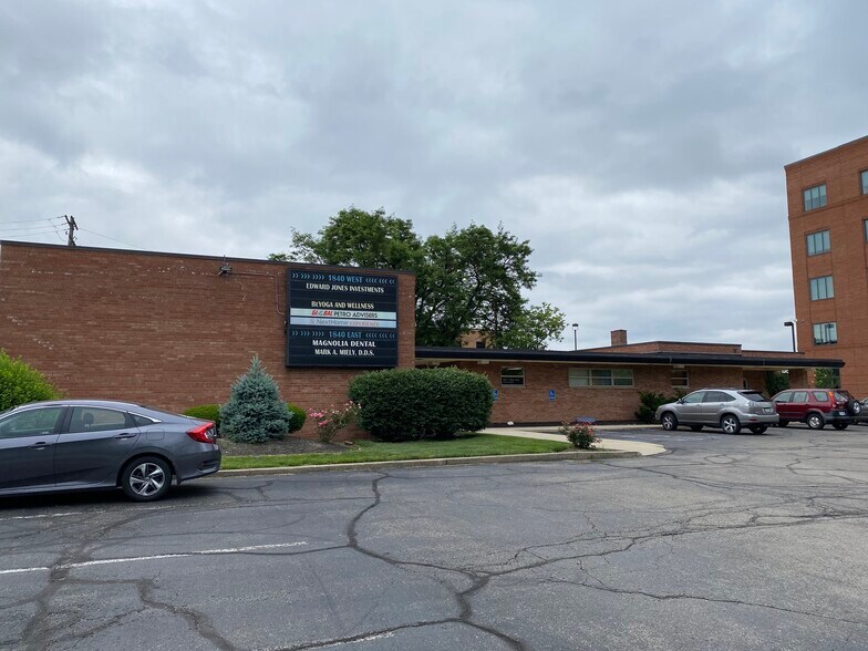 More Photos Of 1840 Zollinger Rd, Upper Arlington Loft Creative Space For Lease
