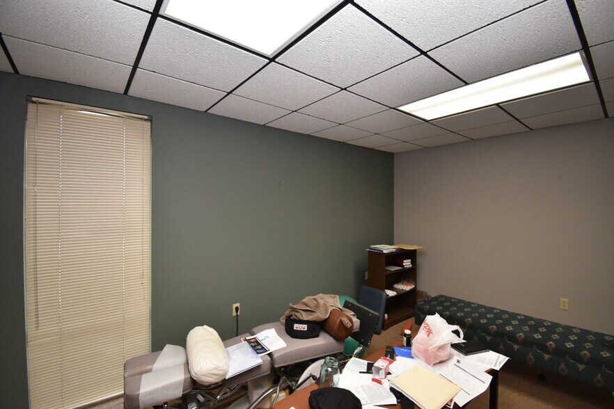 More Photos Of 100 Brenda Ave, Danville Medical For Sale