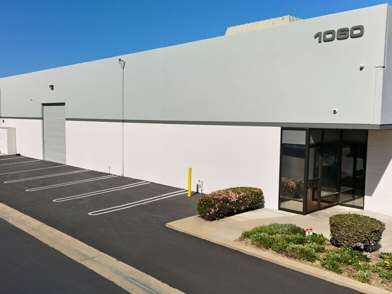 More Photos Of 1060-1072 N Kraemer Pl, Anaheim Manufacturing For Lease