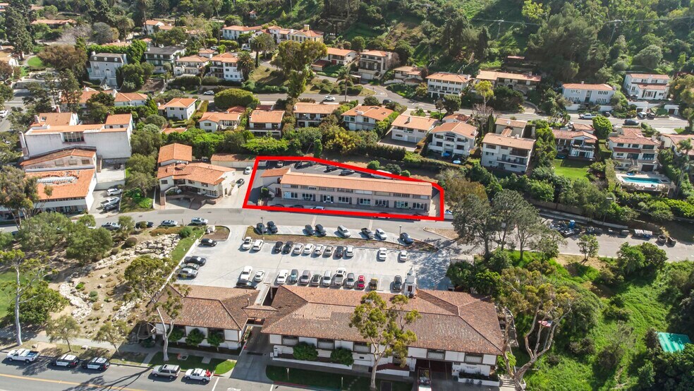 More Photos Of 316-348 Tejon Pl, Palos Verdes Estates Storefront Retail Office For Sale