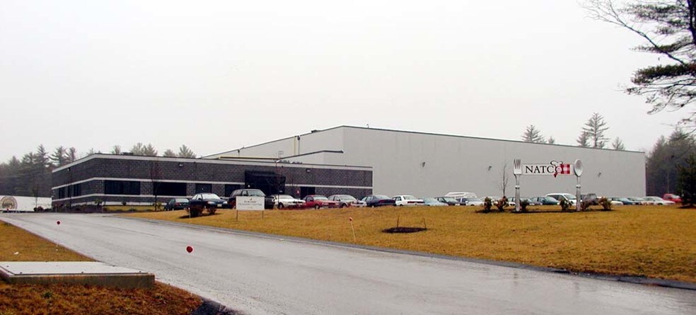 More Photos Of 214 Samuel Barnet Blvd, New Bedford Warehouse For Lease