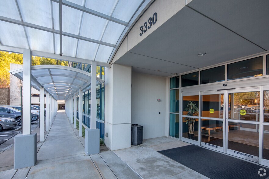 More Photos Of 3330 Preston Ridge Rd, Alpharetta Medical For Lease