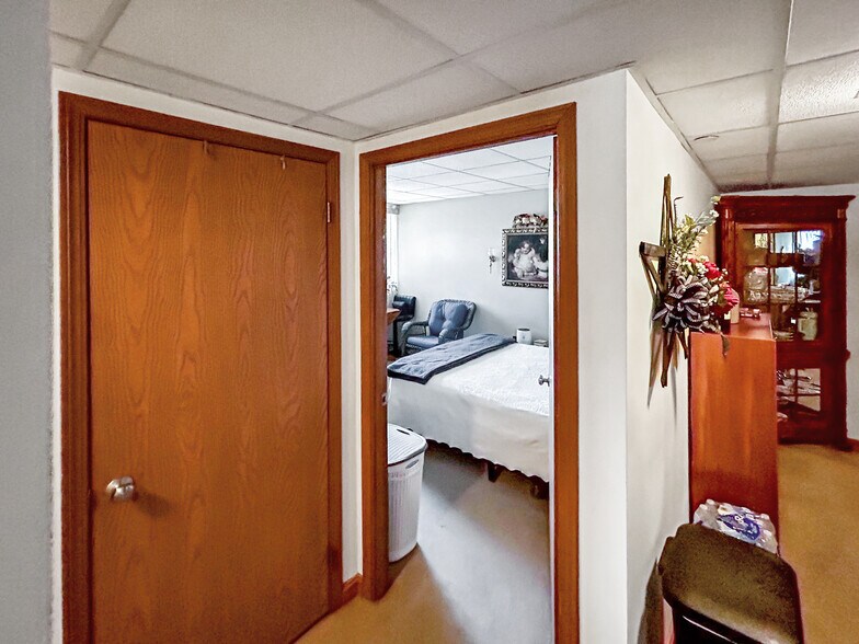 More Photos Of 201 3rd St, Parkersburg Office For Sale