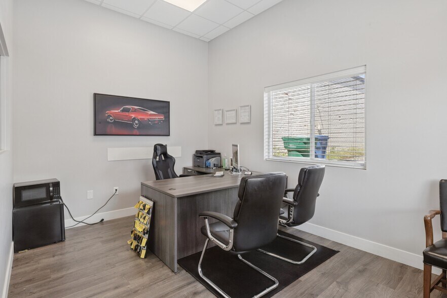 More Photos Of 635 E 1700 S, Orem Auto Dealership For Sale