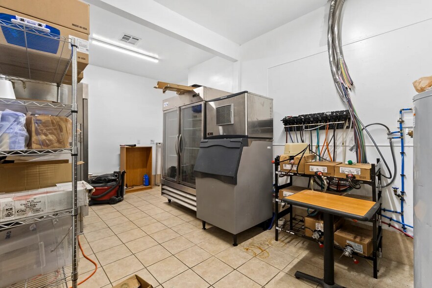 More Photos Of 1399 FM 1791 Rd, Huntsville Restaurant For Sale
