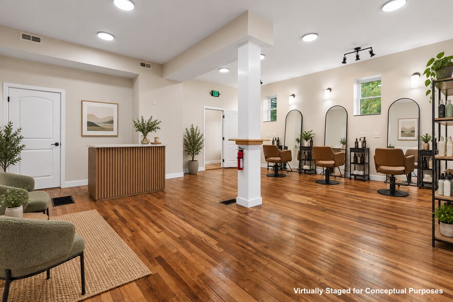 More Photos Of 901 8th St, Radford Apartments For Lease