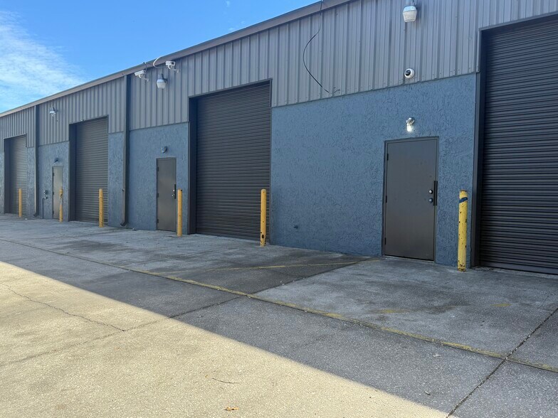 More Photos Of 1046 Shadick Dr, Orange City Warehouse For Lease