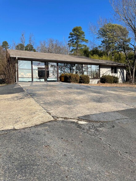 More Photos Of 140 Amity Rd, Hot Springs Office For Sale