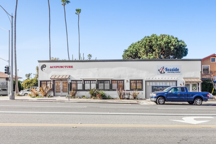 More Photos Of 101 N Pacific Coast Hwy, Redondo Beach Storefront Retail Office For Lease