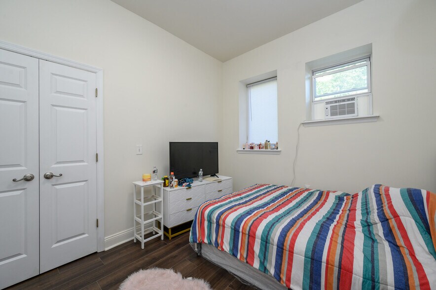 More Photos Of 200 Central Ave, Hackensack Storefront Retail Residential For Sale