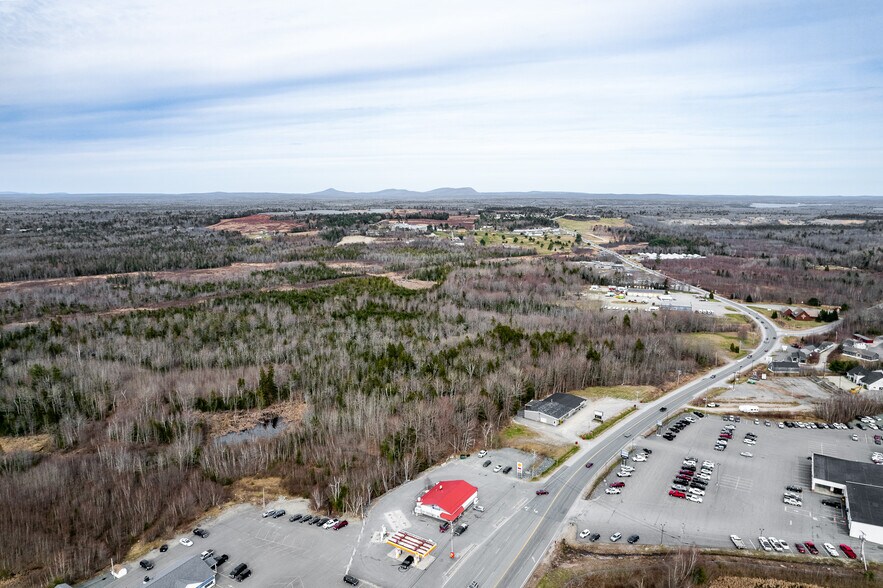 More Photos Of 110 Downeast Hwy, Ellsworth Convenience Store For Sale