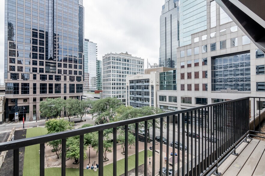 More Photos Of 1101 Walnut St, Kansas City Apartments For Sale
