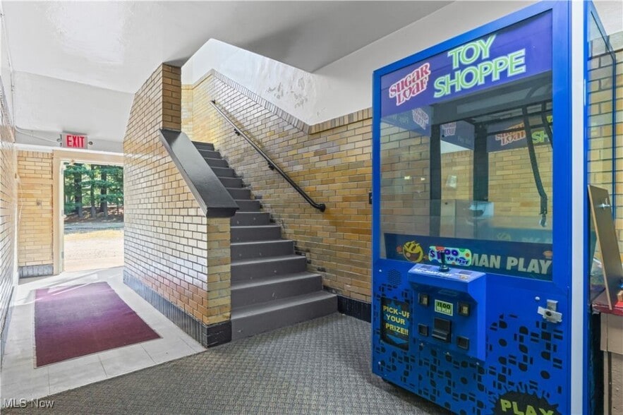 More Photos Of 16310 Lisbon St SE, Minerva Flex For Sale