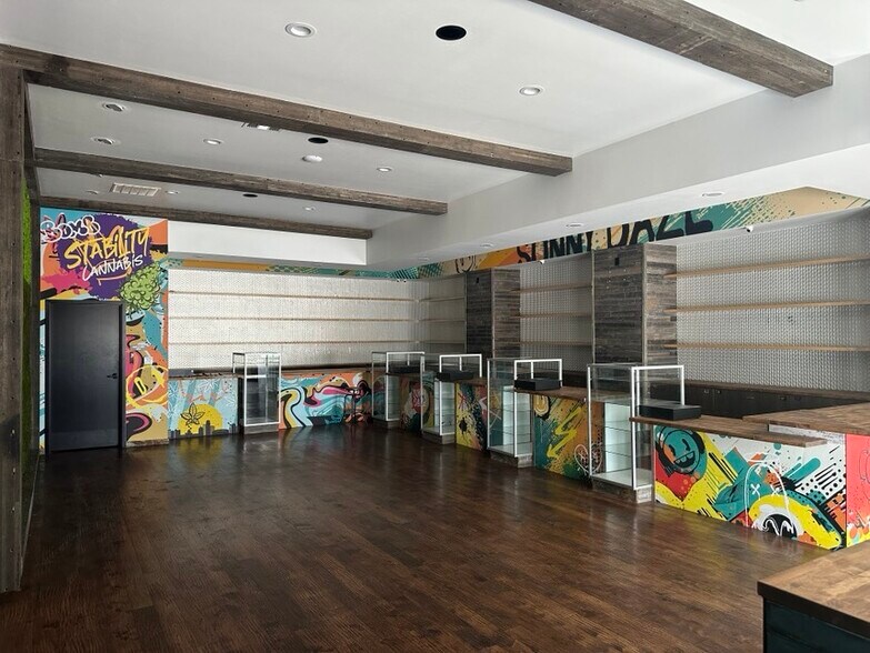 More Photos Of 204 W 2nd St, Edmond Freestanding For Sale