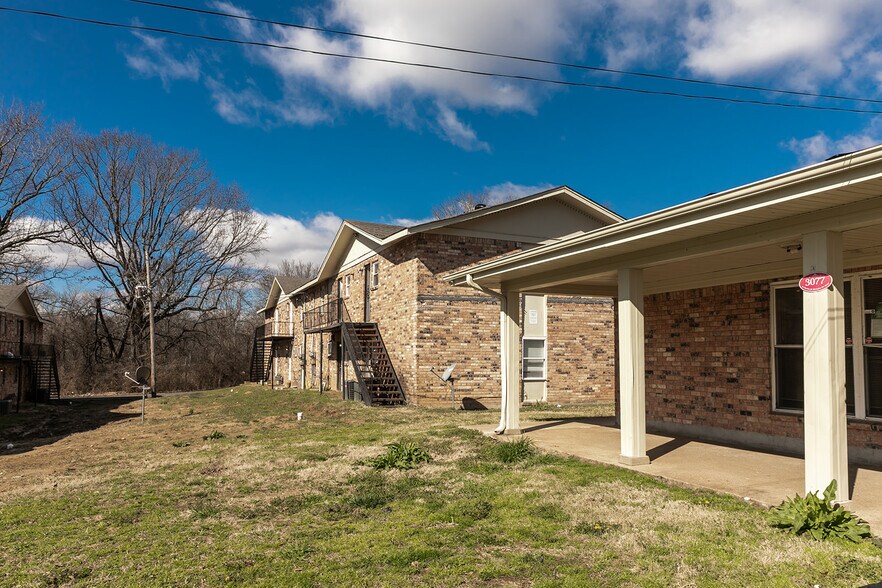 More Photos Of 3081 St. Charles Dr, Memphis Apartments For Sale