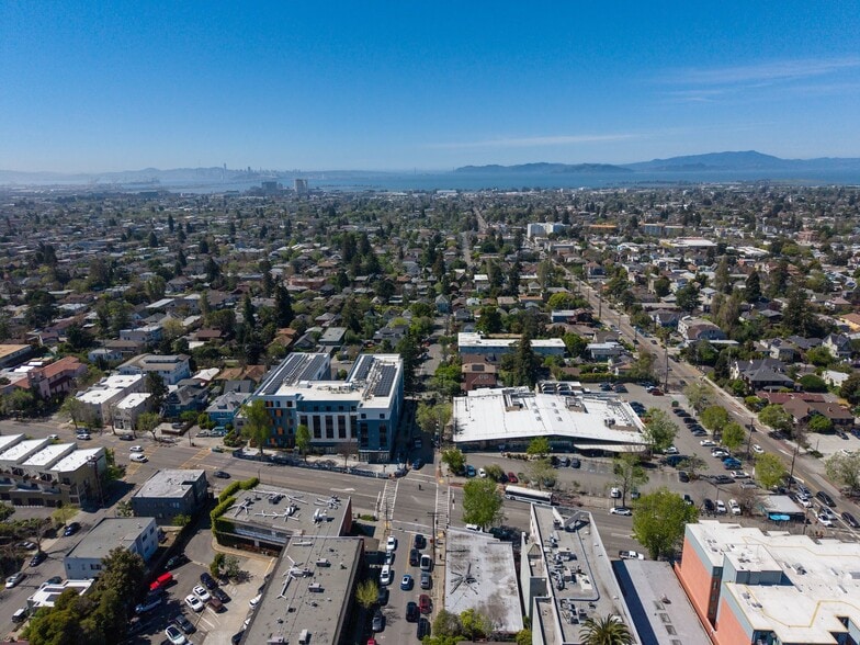 More Photos Of 3021 Telegraph Ave, Berkeley Medical For Sale