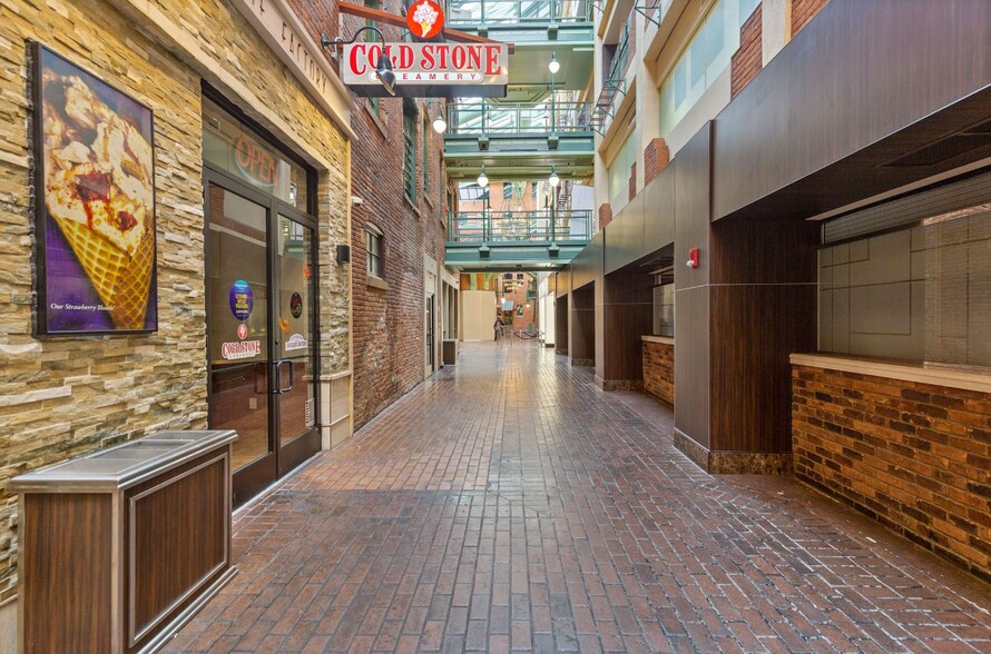 More Photos Of 546-570 Monroe St, Detroit Casino For Lease