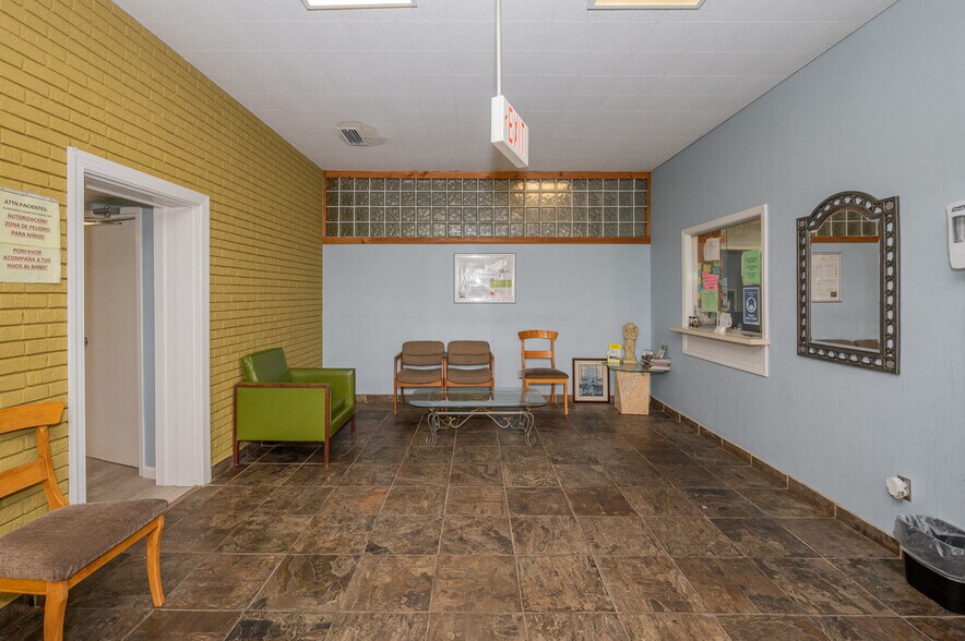 More Photos Of 730 Memorial Dr, Bessemer Medical For Sale