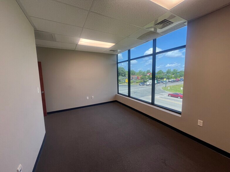 More Photos Of 597 Old Mount Holly Rd, Goose Creek Coworking Space