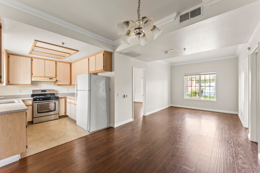 More Photos Of 13112 Hadley St, Whittier Office Residential For Sale
