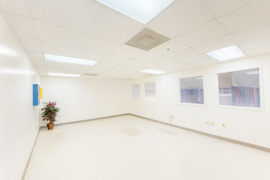 More Photos Of 310-312 Northern Ave, Boston Refrigeration Cold Storage For Sale