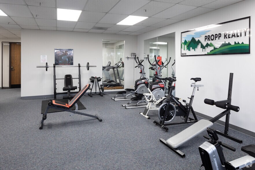 More Photos Of 12600 W Colfax Ave, Lakewood Unknown For Lease