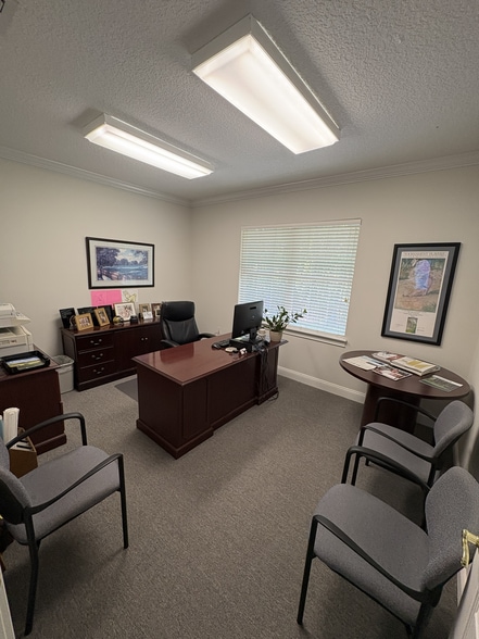 More Photos Of 8833 Perimeter Park Blvd, Jacksonville Medical For Sale