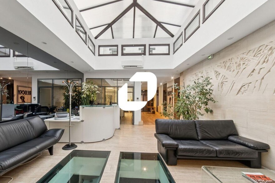 More Photos Of 20 Rue Paul Bert, Boulogne-Billancourt Office For Sale