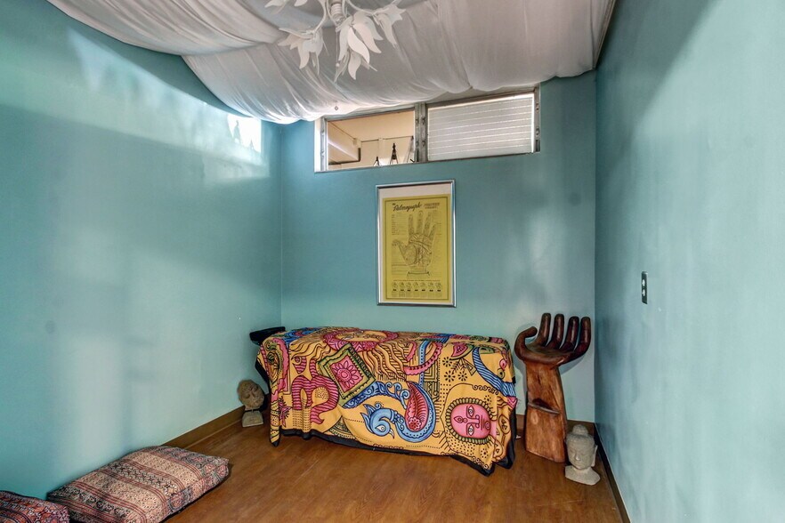 More Photos Of 1503 Oak St, Jacksonville Medical For Sale