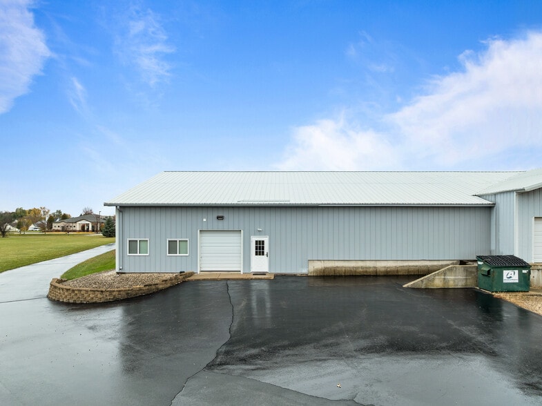 More Photos Of 130 Elizabeth Ln, Genoa City Industrial For Lease