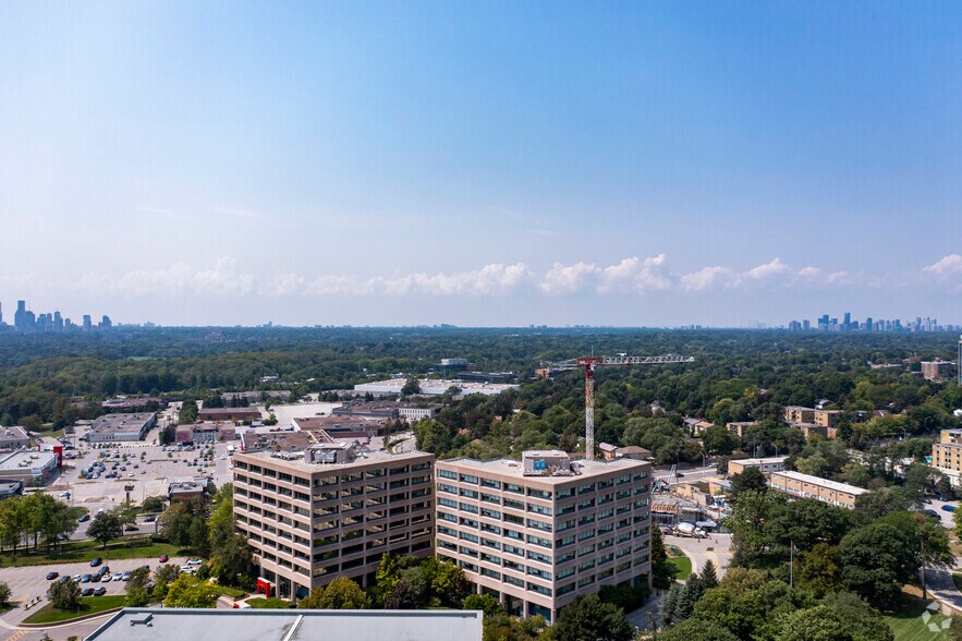 More Photos Of 895 Don Mills Rd, Toronto Office For Lease