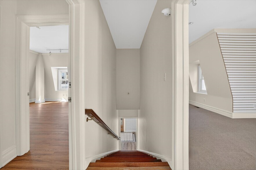 More Photos Of 470 Main St, Armonk Office For Sale