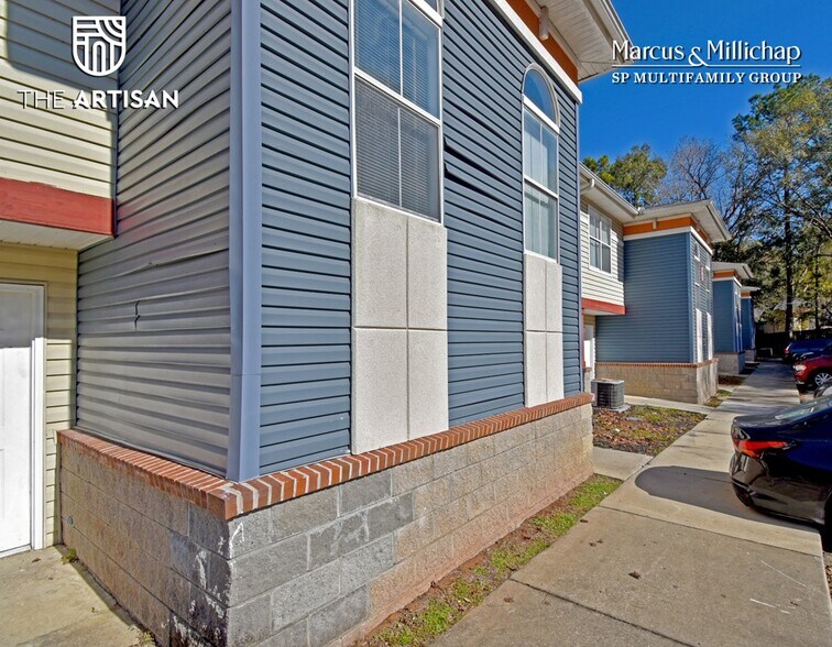 More Photos Of 2400 W Tharpe St, Tallahassee Apartments For Sale