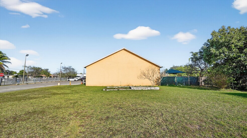 More Photos Of 750 NW 96th St, Miami Daycare Center For Sale
