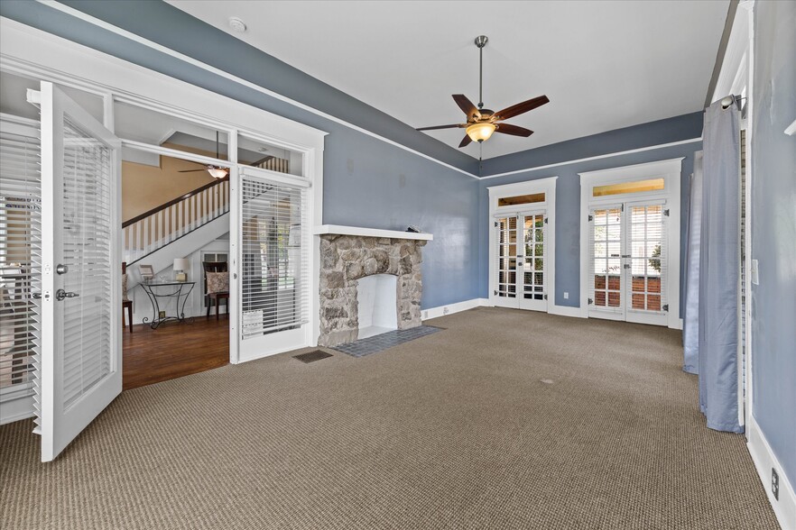 More Photos Of 1701 F St, Bakersfield Loft Creative Space For Lease