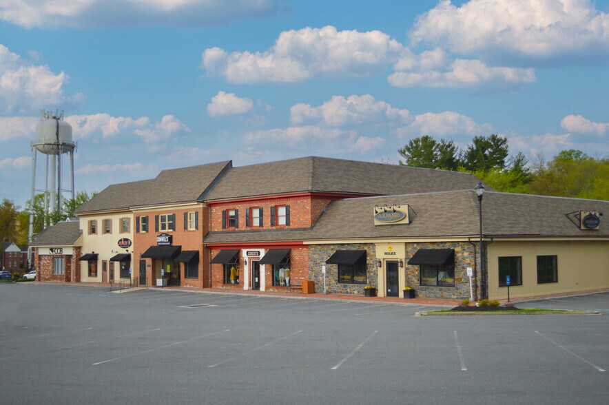 Primary Photo Of 3844 Kennett Pike, Greenville Unknown For Lease