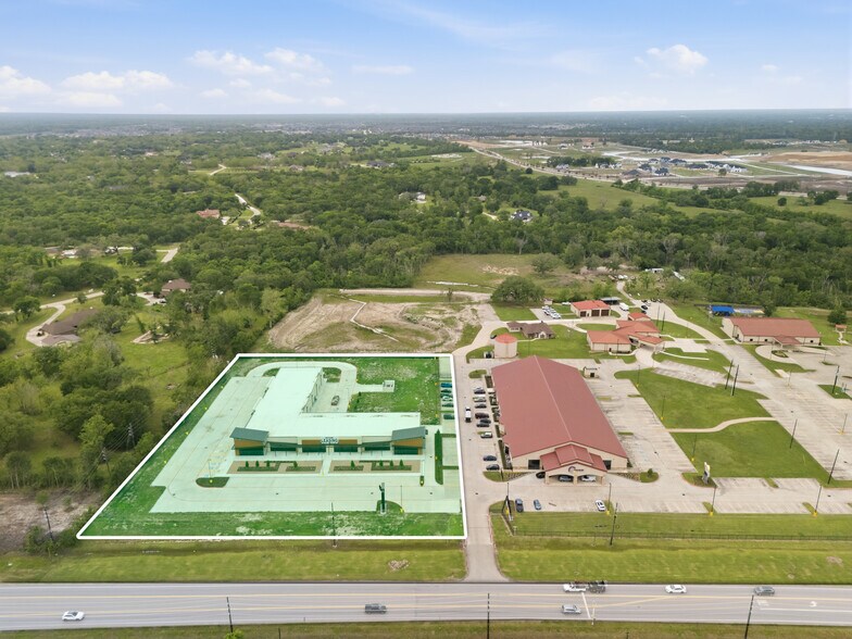 More Photos Of 7710 FM 521, Rosharon Storefront For Lease