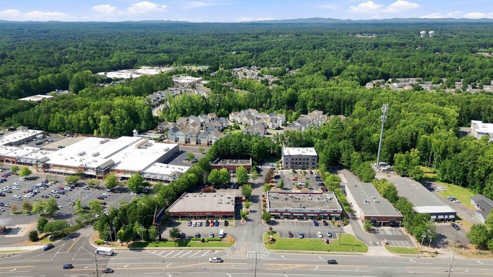 More Photos Of 12872 State Highway 9, Alpharetta Storefront For Lease