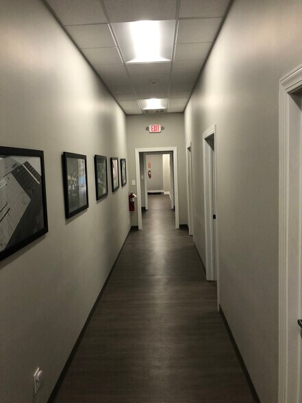 More Photos Of 8201 Brownleigh Dr, Raleigh Warehouse For Lease