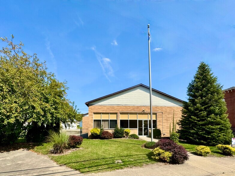 Primary Photo Of 1015 Main St, Conneautville Office For Sale