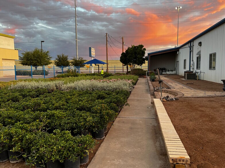 More Photos Of 11320 Montana Ave, El Paso Garden Center For Sale