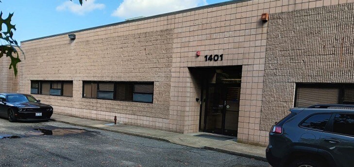 More Photos Of 1401 Lincoln Ave, Holbrook Industrial For Sale