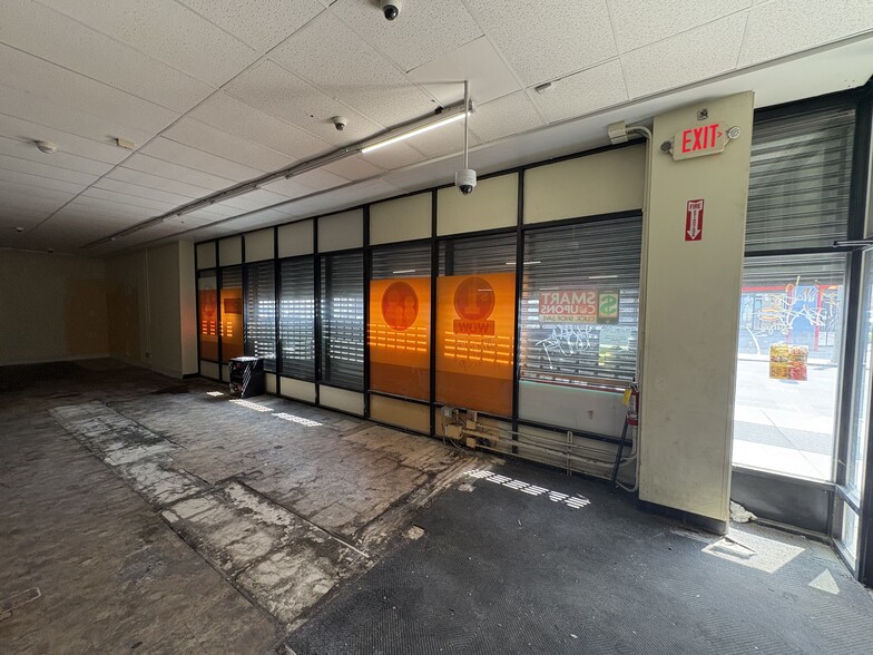 More Photos Of 2201 W Cambria St, Philadelphia Storefront Retail Office For Sale