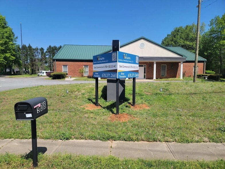 Primary Photo Of 908 Killian Hill Rd, Lilburn Office For Sale