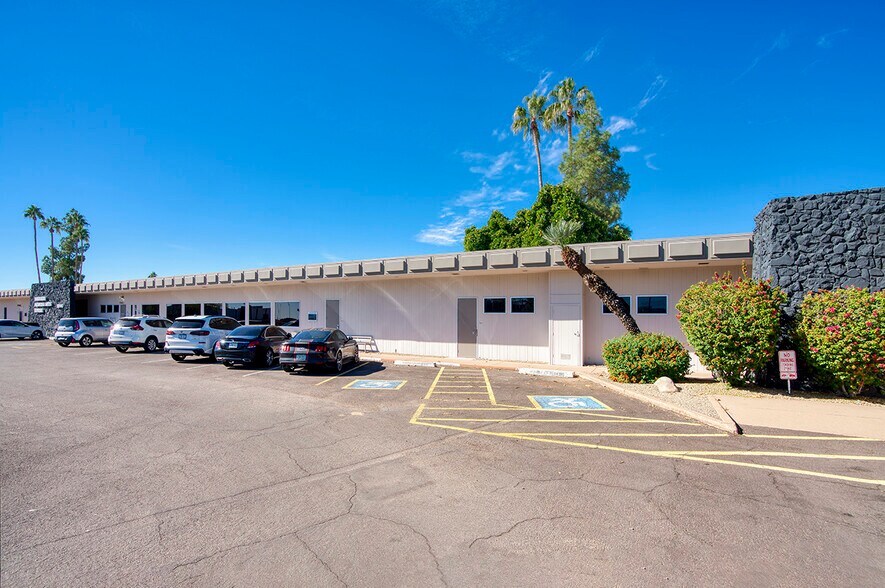 More Photos Of 13000 N 103rd Ave, Sun City Medical For Lease