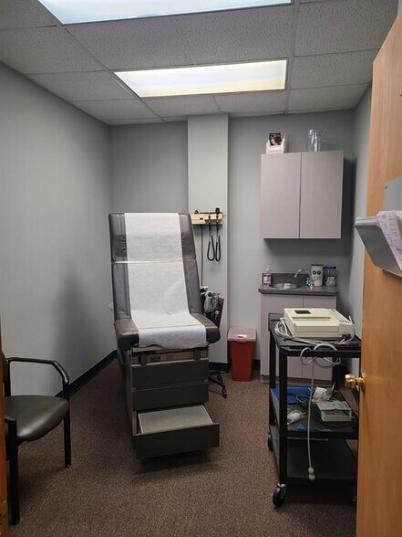 More Photos Of 91A, Cedarhurst Medical For Sale