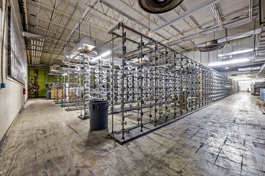 More Photos Of 1000 E Butler Ave, Liberty Manufacturing For Sale