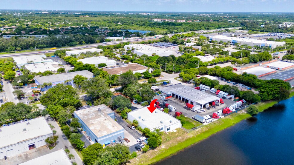 More Photos Of 2122 Blount Rd, Pompano Beach Warehouse For Lease