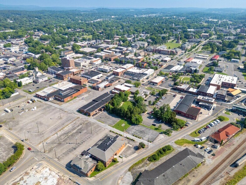 More Photos Of 240 Edwards St, Cleveland Office For Sale