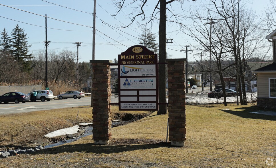 More Photos Of 10 Main St, Ballston Lake Office For Lease